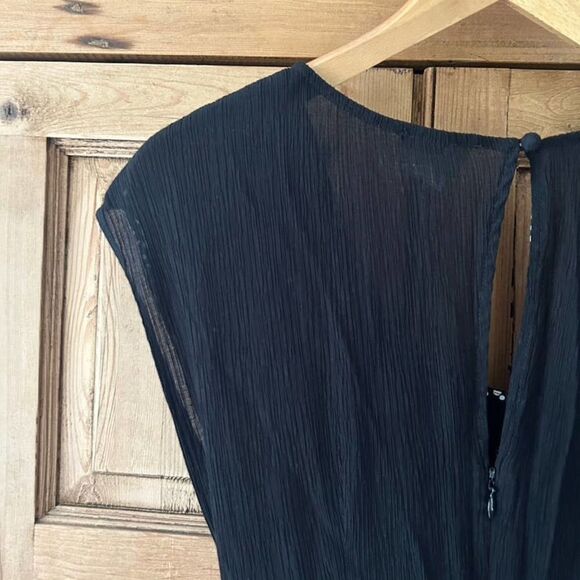 By Anthropologie 2 Black Jumpsuit Wide Leg Cropped Belted‎ - Picture 12 of 13